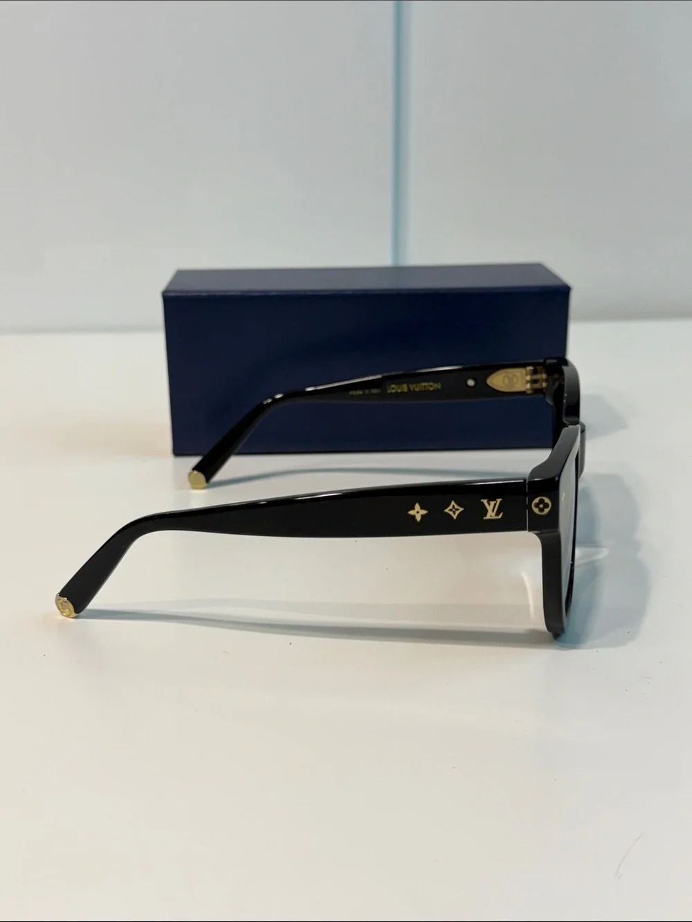 Like new Louis Vuitton My Monogram Square Sunglasses LV women’s shades